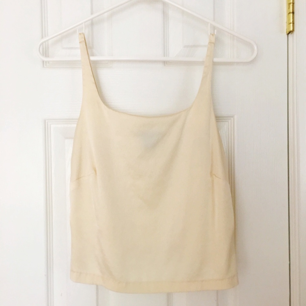 🌸Gorgeous The Limited Silk Tank
